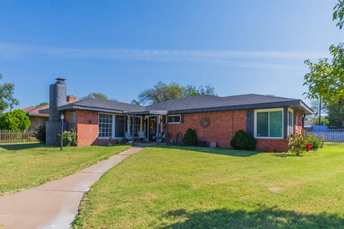 2041 S Travis Street, Amarillo, TX 79109-2023 - Image #1