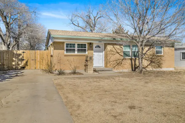 6014 Garden Lane, Amarillo, TX 79106-2302