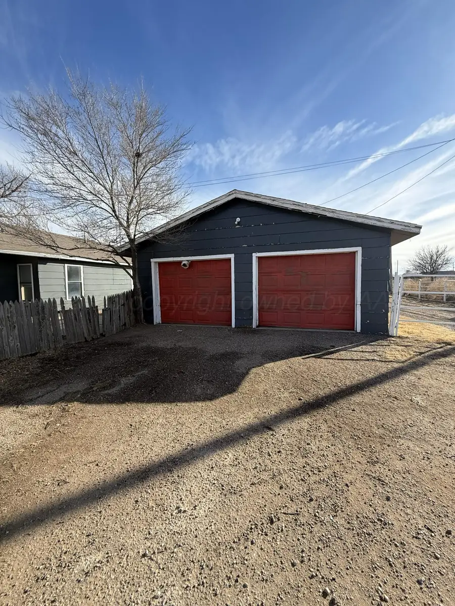 801 W Crawford Street, Pampa, TX 79065-7109 - #3