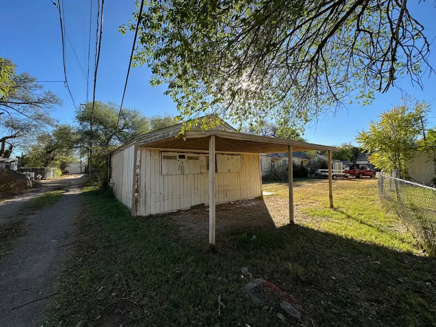 1311 Herman Street, Amarillo, TX 79102 - #3