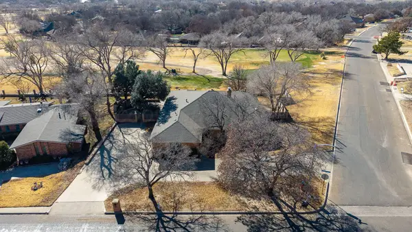 75 Country Club Drive, Canyon, TX 79015-1829