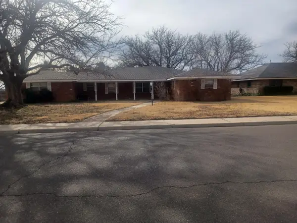 1118 Hillcrest Drive, Canyon, TX 79015