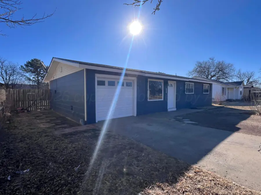 128 Ranger Street, Hereford, TX 79045 - #2