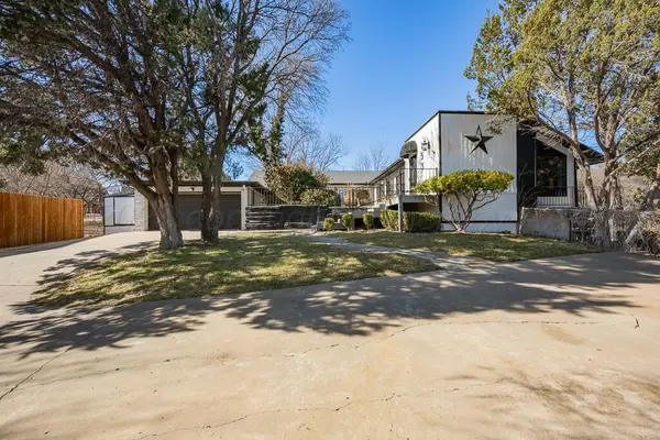 153 N Timbercreek Circle, Amarillo, TX 79118-3706