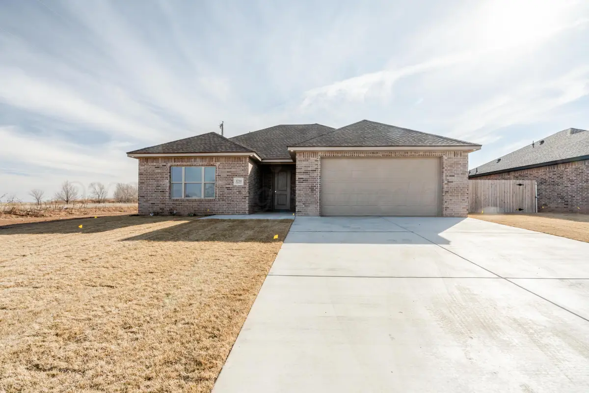 1734 Northridge Street, Dumas, TX 79029 - Image #1