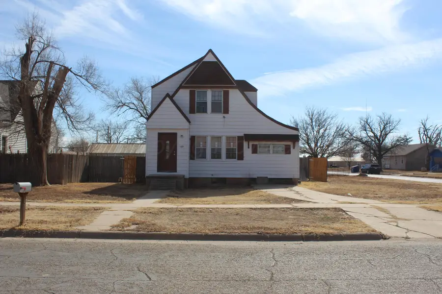 600 E 4th Street, Hereford, TX 79045 - #2