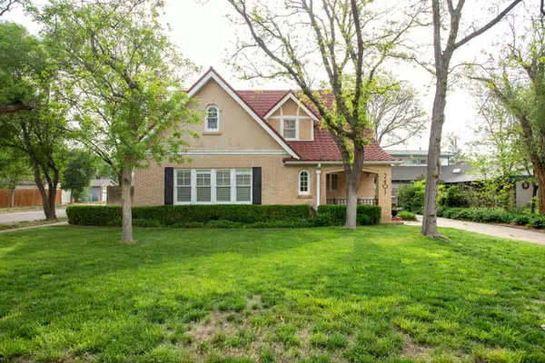 2401 S Hughes Street, Amarillo, TX 79109