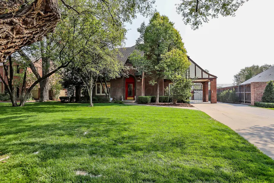 3011 S Hughes Street, Amarillo, TX 79109 - #3