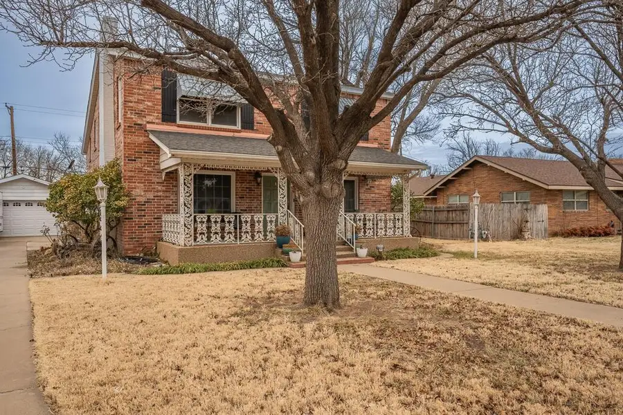 202 Sunset Terrace, Amarillo, TX 79106-6331 - #2