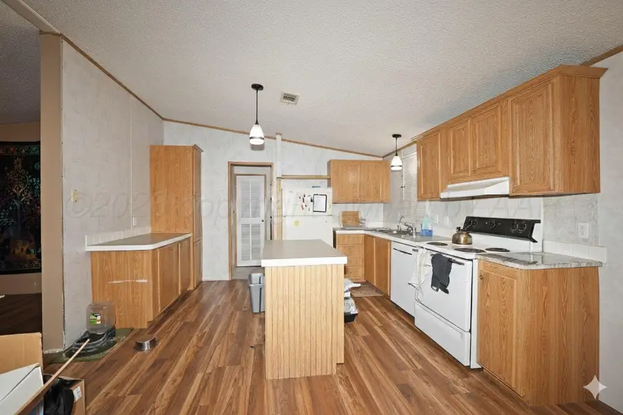 11450 Aires Drive, Amarillo, TX 79108-8831 - #3