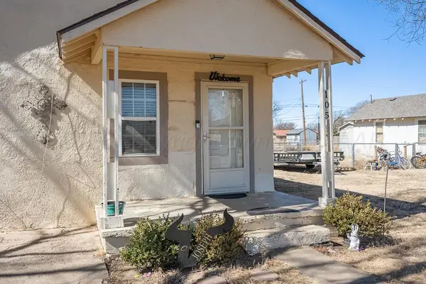 105 N 3rd Street, Vega, TX 79092