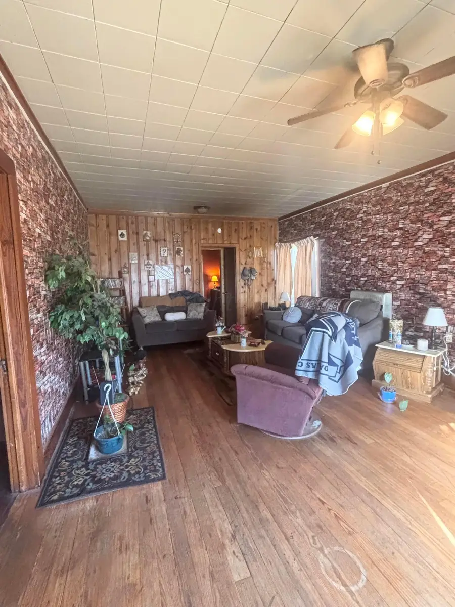 607 NW 4th Street, Childress, TX 79201 - #3