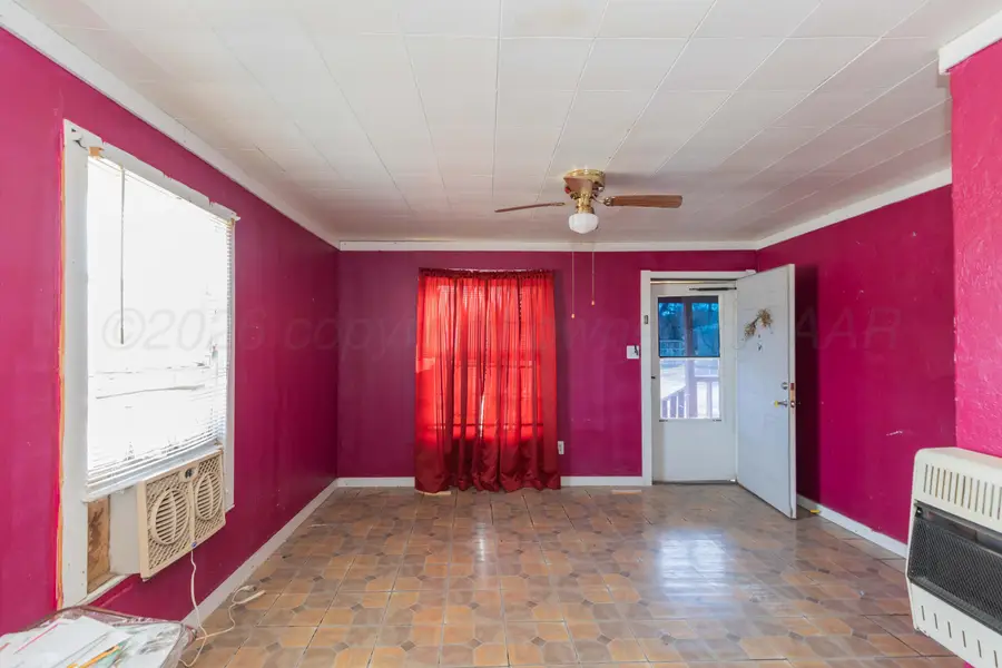 1039 Coble Drive, Borger, TX 79007 - #2