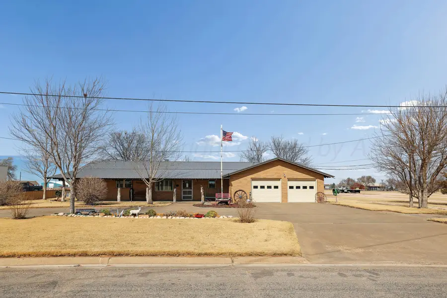 1201 Purnell Avenue, Stratford, TX 79084 - #2