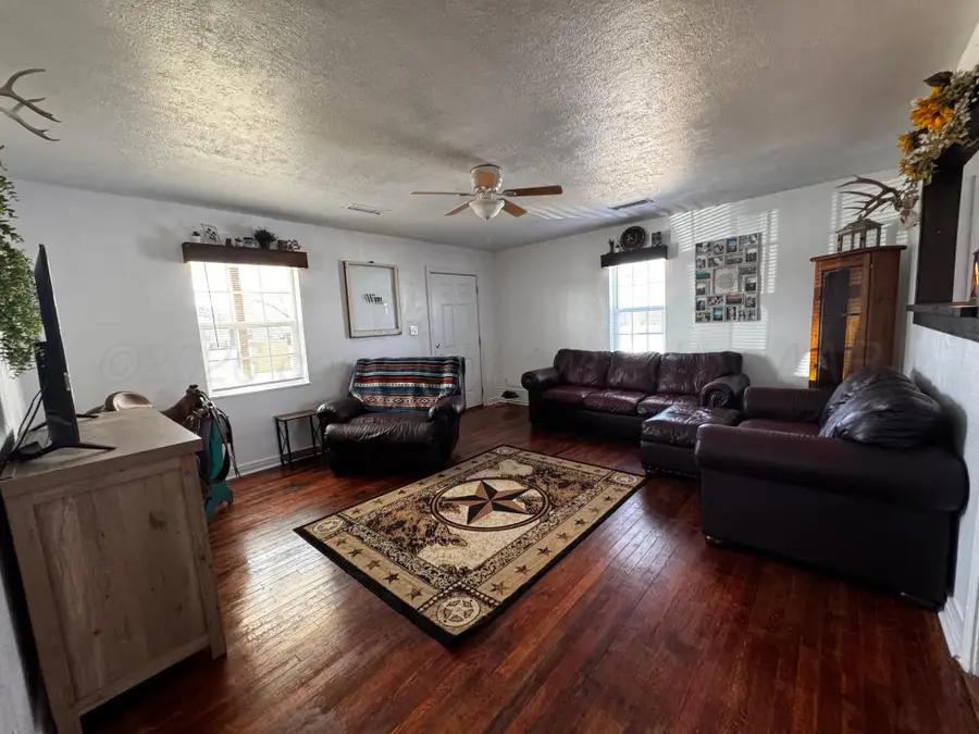 4046 River Road, Amarillo, TX 79108 - #3