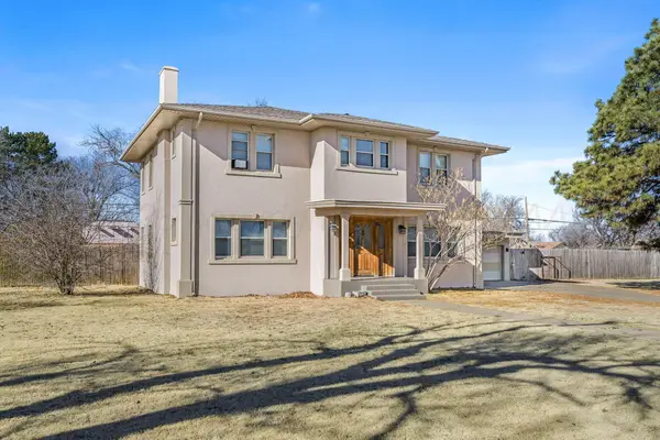 801 Euclid Avenue, Panhandle, TX 79068-3040