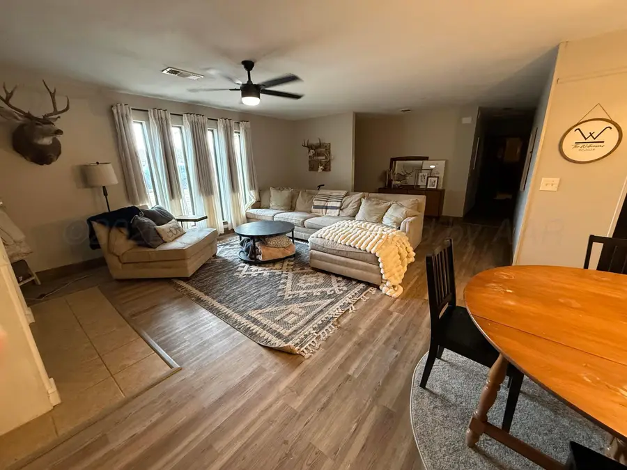 1407 Franklin Avenue, Panhandle, TX 79068-2001 - #3