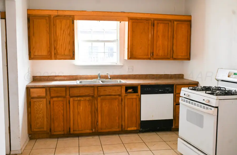 1210 SW 12th Avenue, Amarillo, TX 79102 - #3