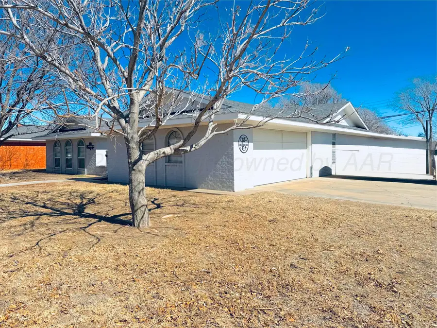 400 Cherry Avenue, Dumas, TX 79029-3008 - #3