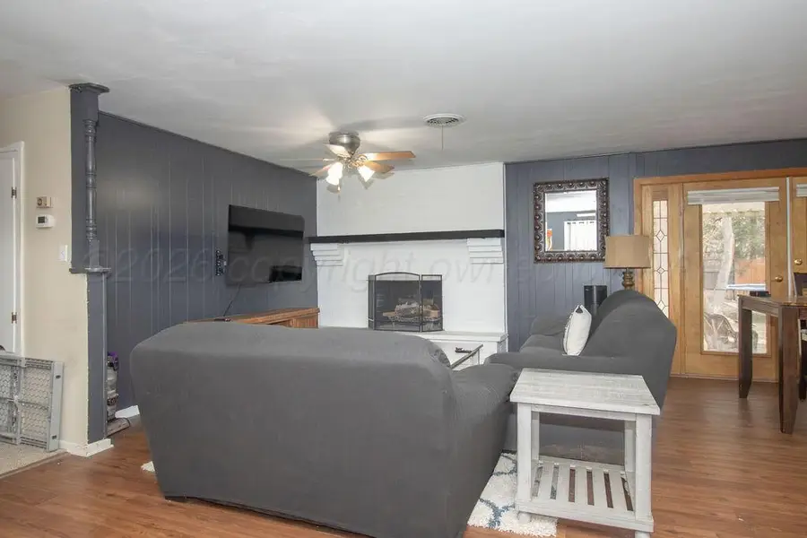 1205 Division Street, Stratford, TX 79084 - #3