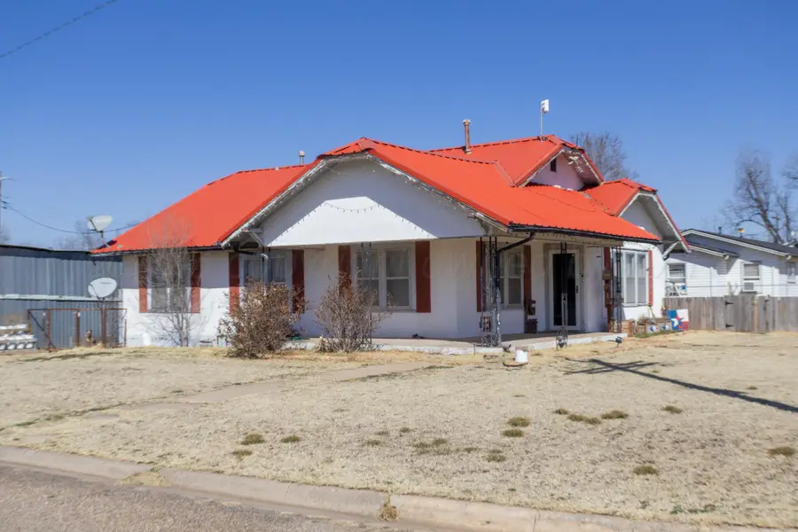 801 N Main Street, McLean, TX 79057 - #3