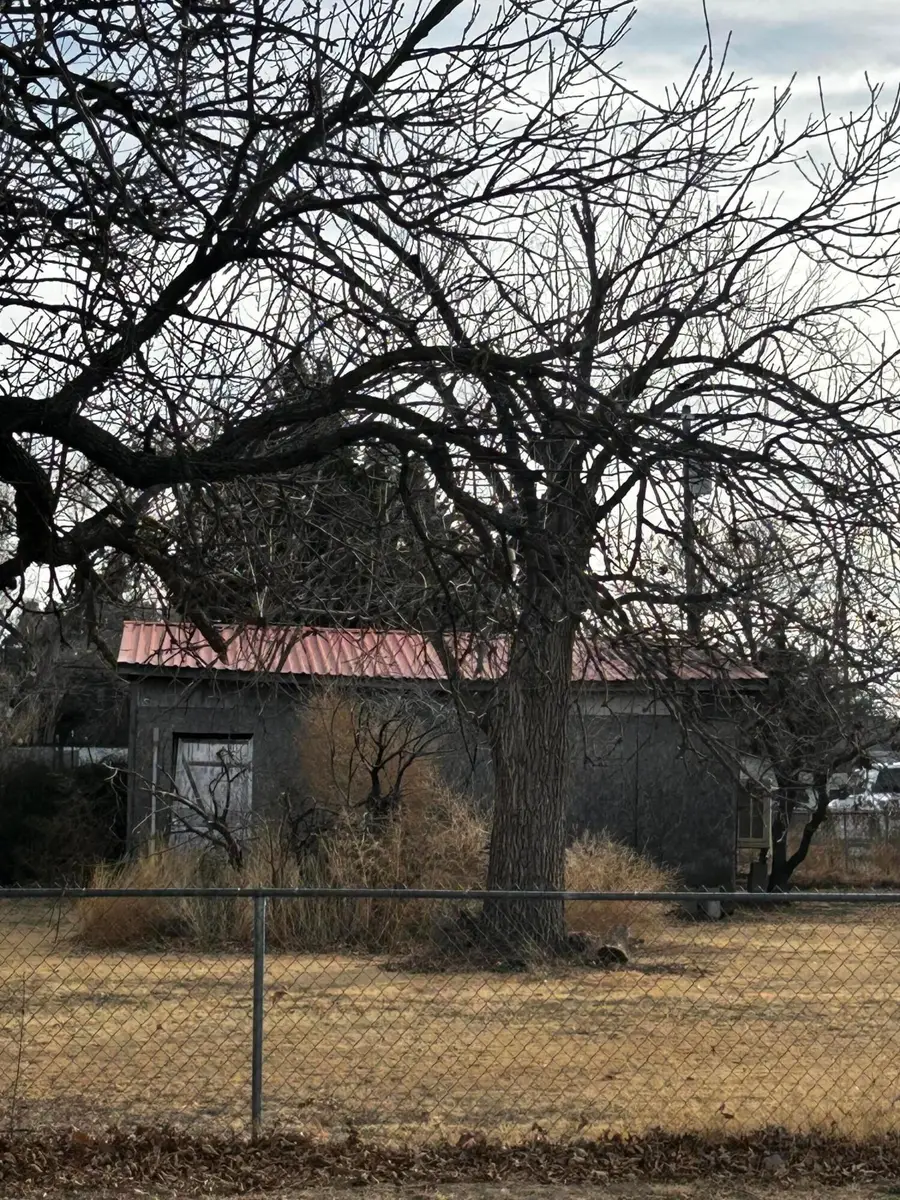 200 S Vine Street, Claude, TX 79019 - Image #2