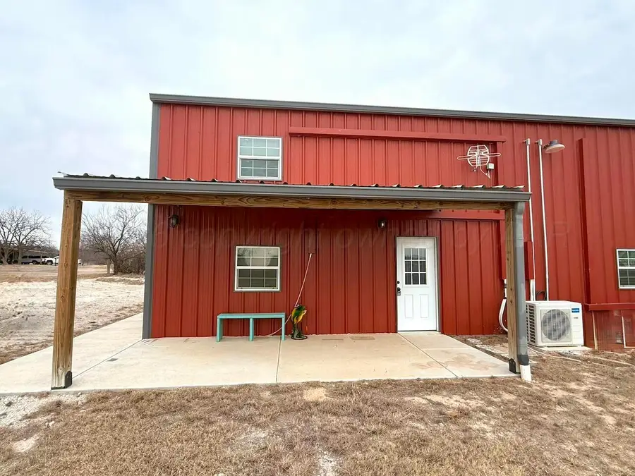 222 Bass Avenue, Howardwick, TX 79226 - #2