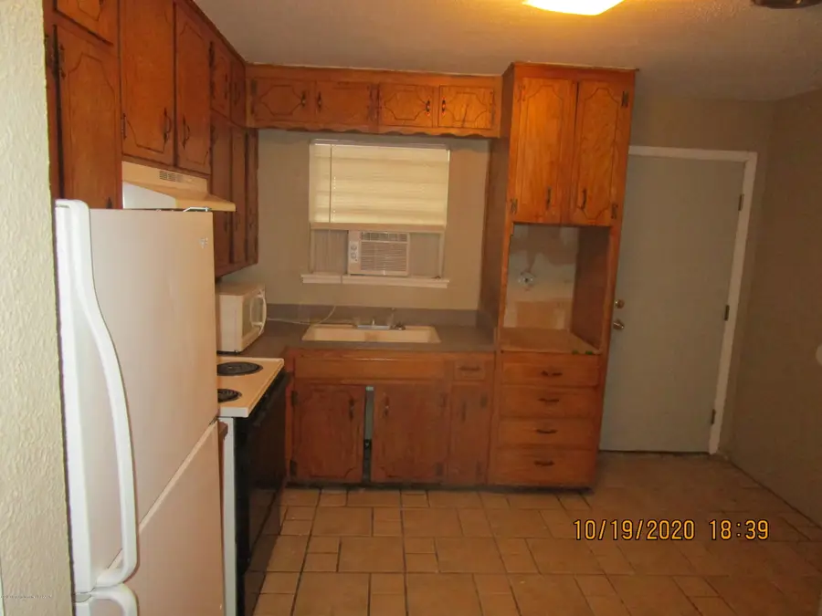 700 S Mcgee Street, Borger, TX 79007 - #3