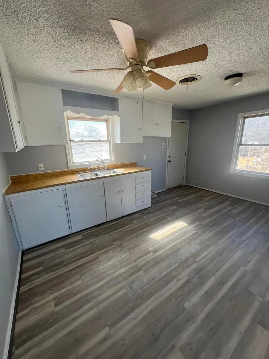 1635 NW 20th Avenue, Amarillo, TX 79107-1527 - #3