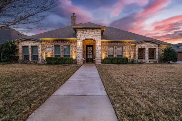 8003 Oakview Drive, Amarillo, TX 79119-6664