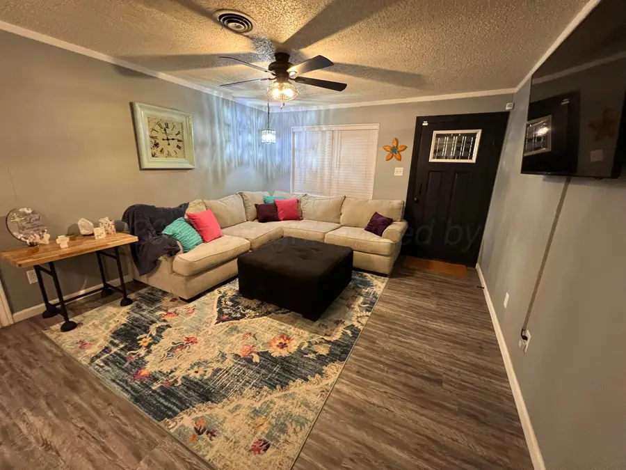 5611 16th Place Place, Lubbock, TX 79416 - Image #3