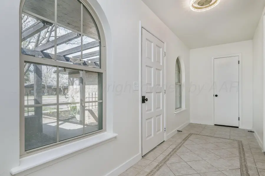 4509 Mesa Circle, Amarillo, TX 79109-5927 - #3