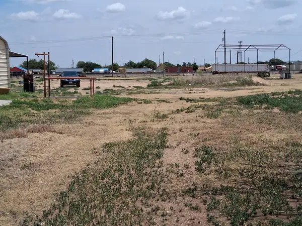 700 Wilson Avenue, Dumas, TX 79029