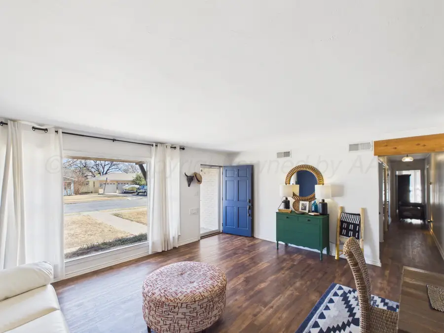 1817 N Christine Street, Pampa, TX 79065-3715 - #2