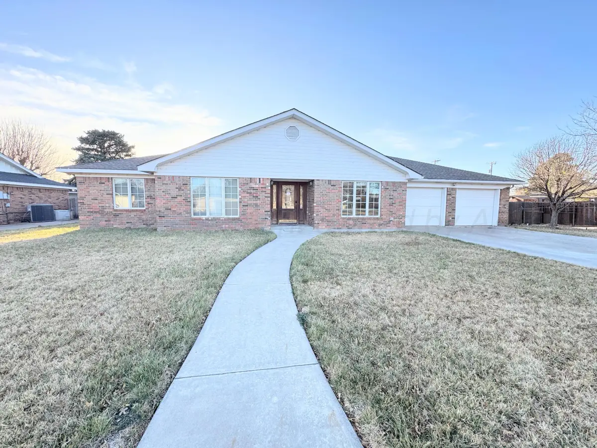 2202 Vallejo Street, Perryton, TX 79070 - #1