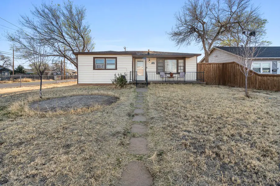 710 N Roberts Street, Amarillo, TX 79107 - #2