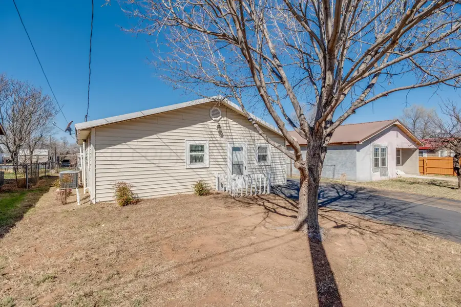 106 S Canadian Street, Wheeler, TX 79096 - #2