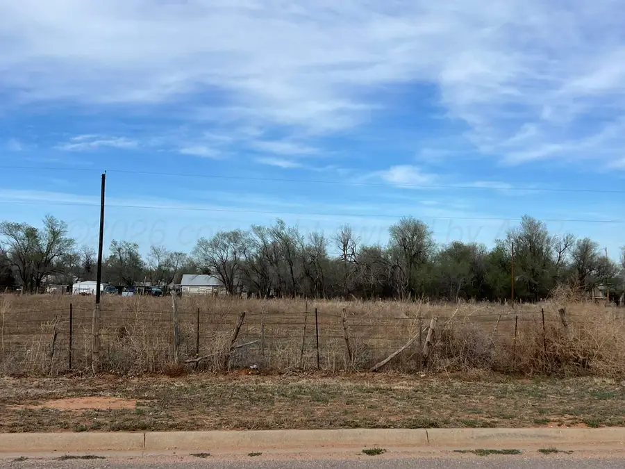 1000 Avenue C Ne, Childress, TX 79201 - #2