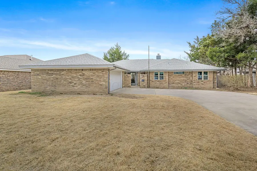 1406 9th Avenue, Canyon, TX 79015 - #3