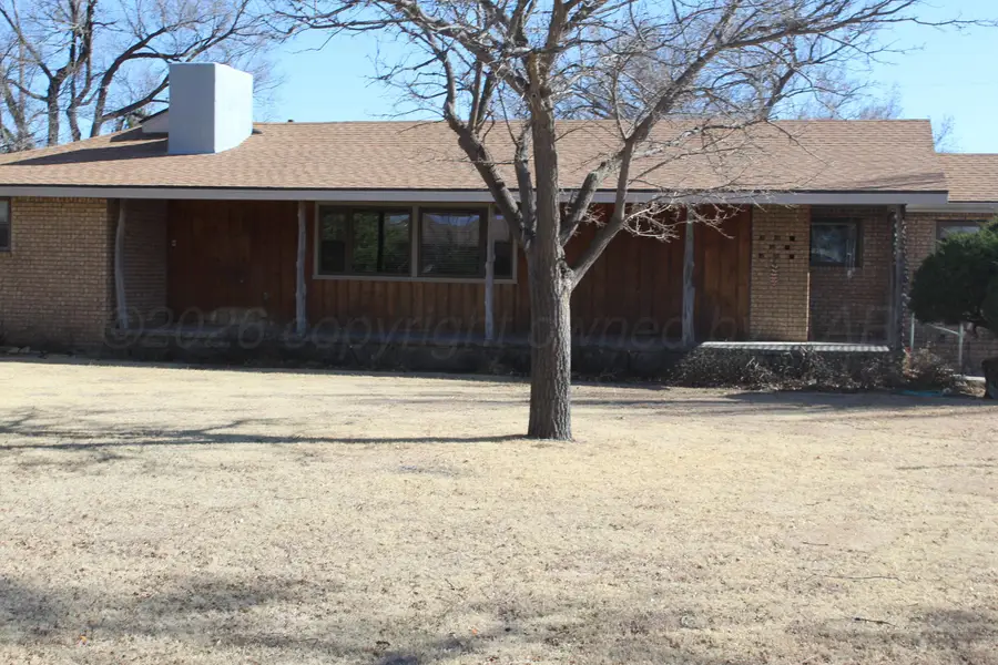 301 S West Avenue, Clayton, NM 88415 - #2