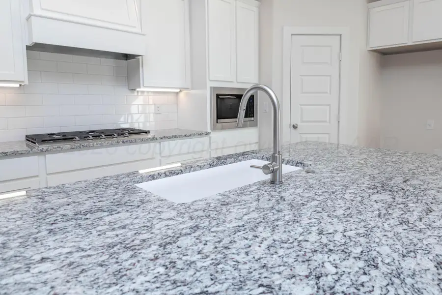 3006 Frontier Lane, Amarillo, TX 79124 - #3