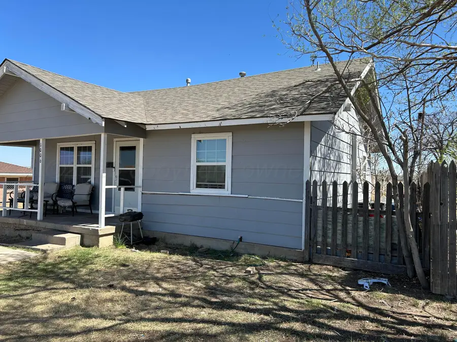1006 N Alabama Street, Amarillo, TX 79106 - #2