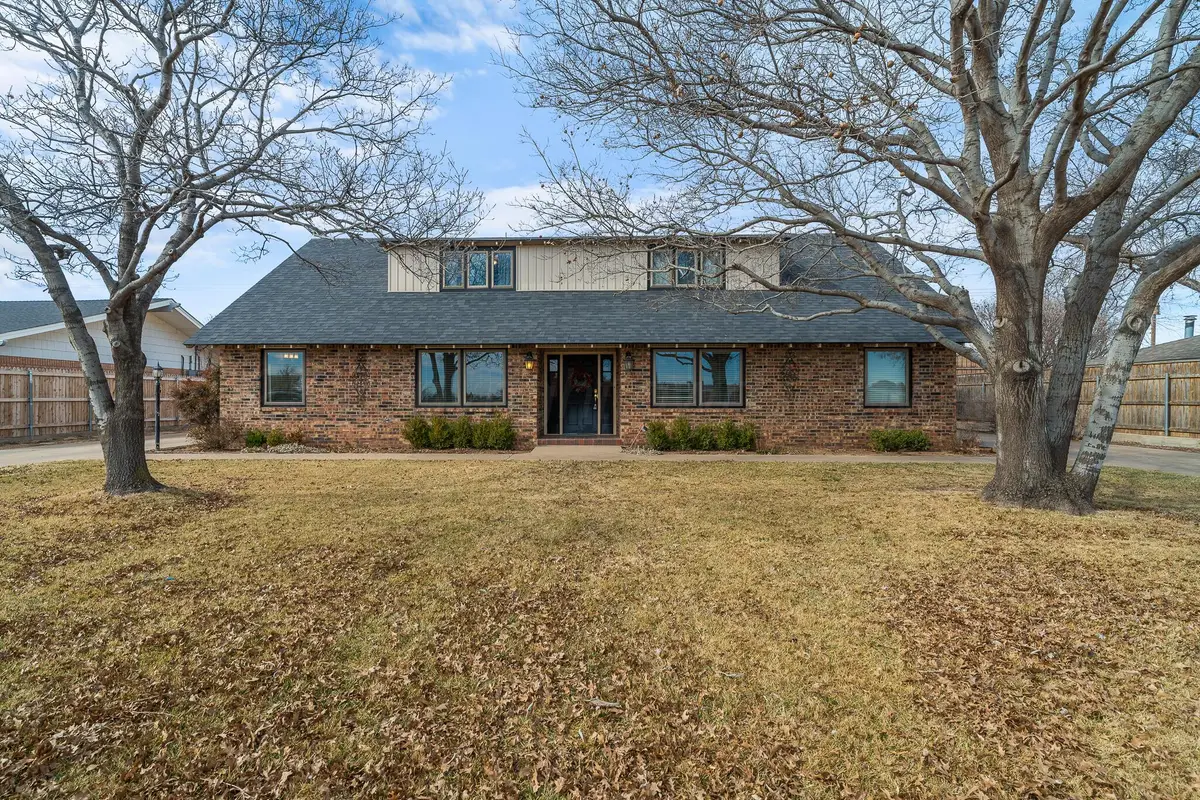 405 Centre St., Hereford, TX 79045 - #1