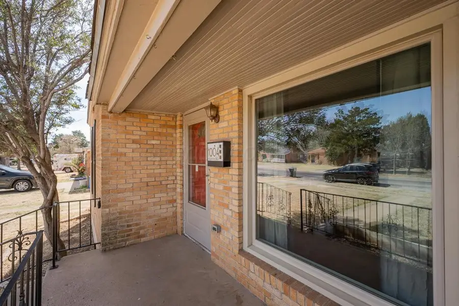 1004 S Bryan Street, Amarillo, TX 79102 - #3