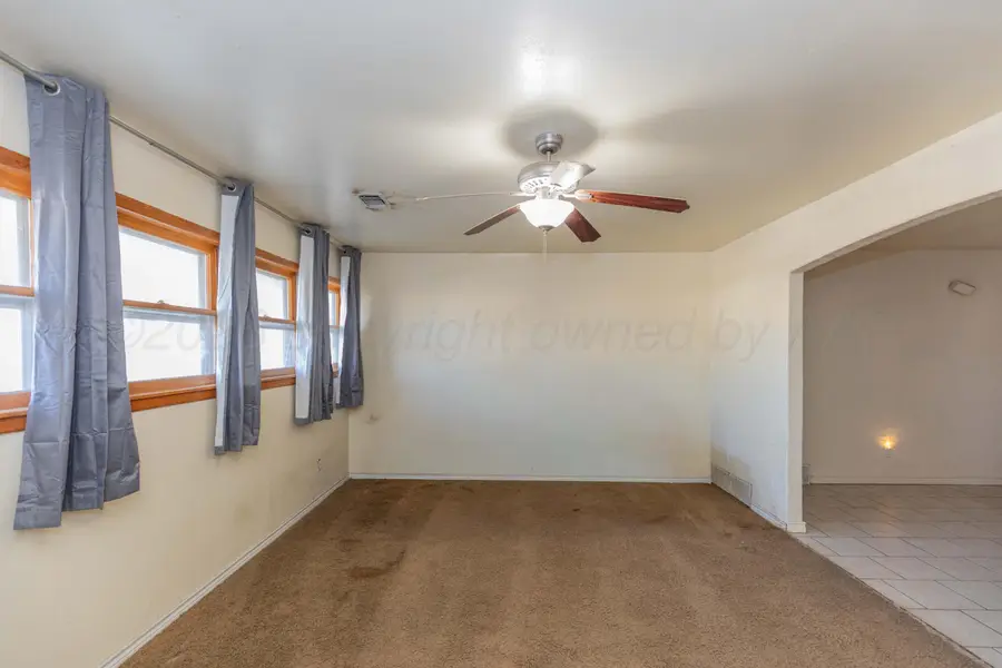 1914 N Faulkner Street, Pampa, TX 79065 - #3