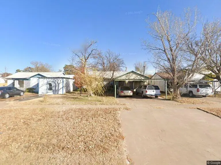 1312 Utica, Plainview, TX 79072 - #1
