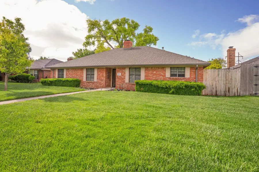 7005 Andover Drive, Amarillo, TX 79109 - #2