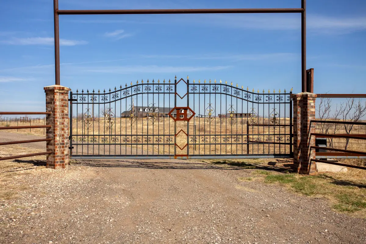 1800 S Park Circle, Amarillo, TX 79108-4945 - #1