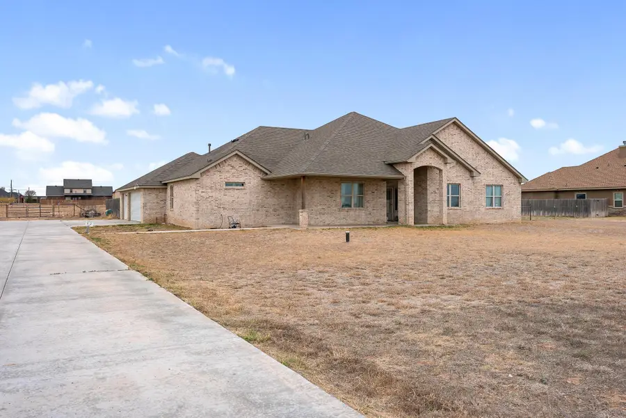 151 N Fm 2381, Bushland, TX 79124-1482 - #3