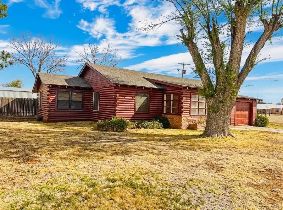 506 NW 4th Street, Tulia, TX 79088 - #2